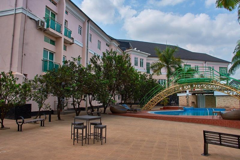 Gates Hotel courtyard, pool and garden terrace in Enugu